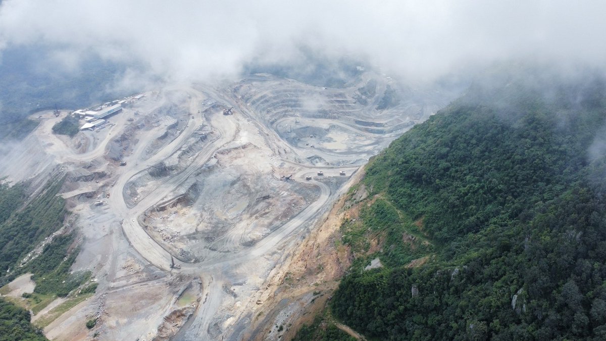 In #Mexico, the indigenous community of Ayotitlán reports noise, dust and falling rocks from explosions, and water depletion due to pollution and the co-optation of water by #ArcelorMittal and #Ternium's joint mine.