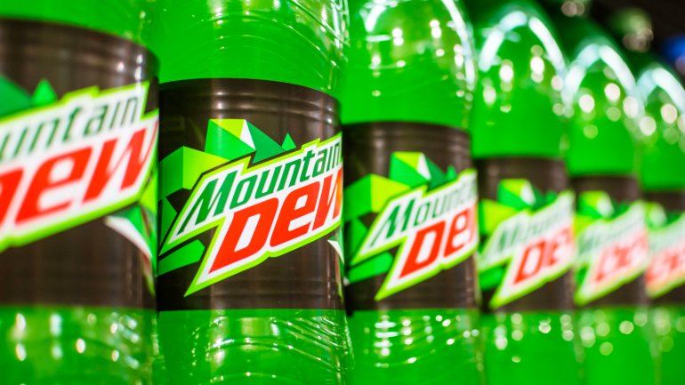 PepsiCo reported falling volumes from its North American drinks business in the first quarter of its fiscal year. The Mountain Dew brand owner’s @PepsiCo Beverages North America division saw volumes fall 5% in its opening quarter. Just-drinks.com/news/pepsicos-…