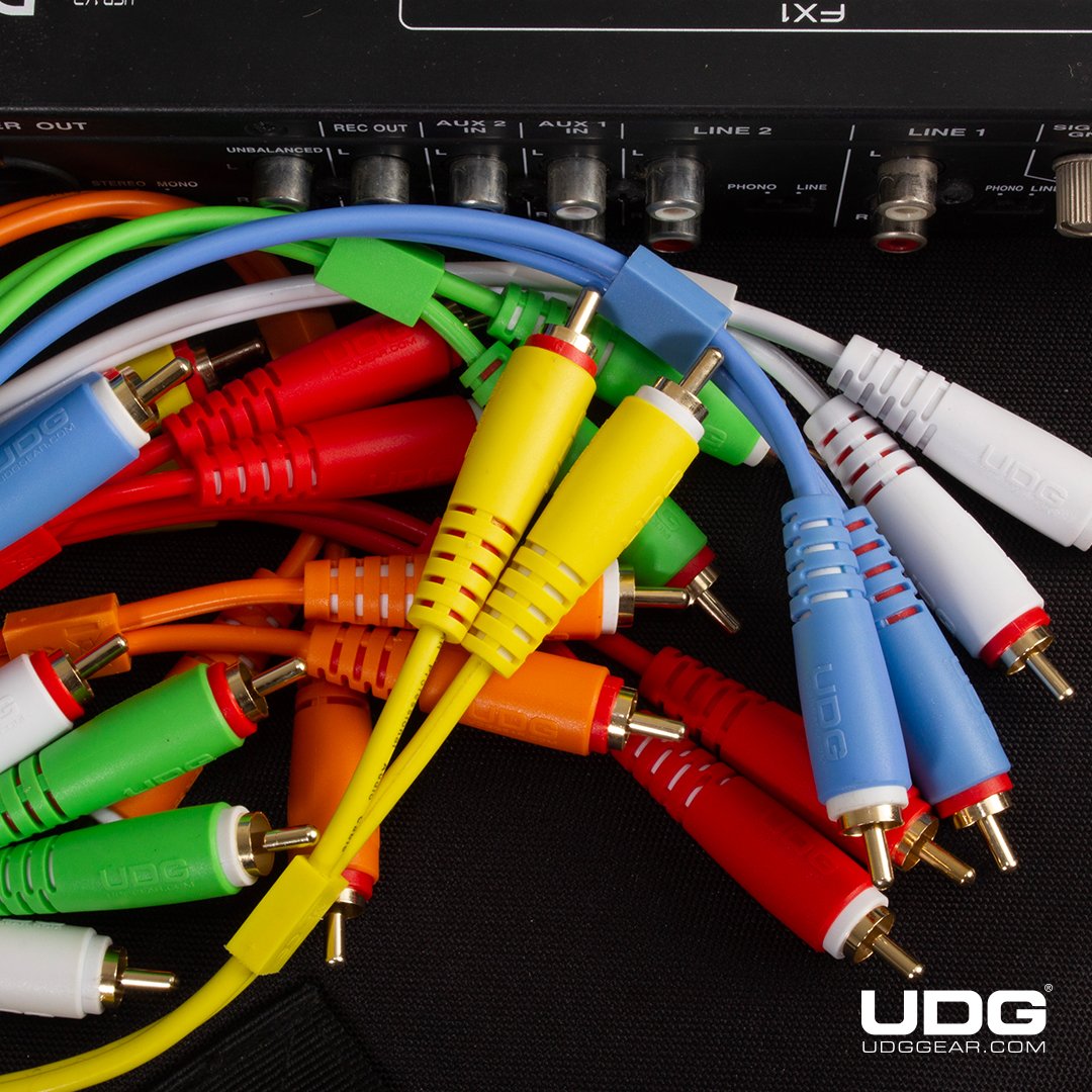 Stay connected: UDG Ultimate Audio Cables Set RCA. 🌈🔌 #UDG #UDGGEAR #Deejay #Producer #DJLIFE #UDGonTheRoad #DJonTour #newproduct #MusicMagic #MusicLover #MusicIsLife #cables #rca #setrca #djshop #rekordbox #Serato #traktordj