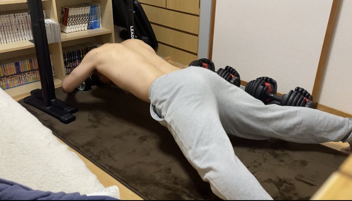 tez_1031's tweet photo. 祝24歳
アラサー予備軍だが、いい1年にしていこう https://t.co/2pgWekUaF4