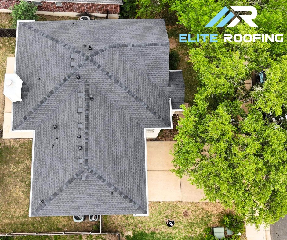 New roof who dis?😍 When it comes to your house, don't leave the roof up to chance - go with Elite Roofing. Trusted and Master Elite certified for all of your roofing needs! #TexasRoofing #HoustonRoofing #RoofRepair #RoofReplacement #InsuranceClaims #StormDamage