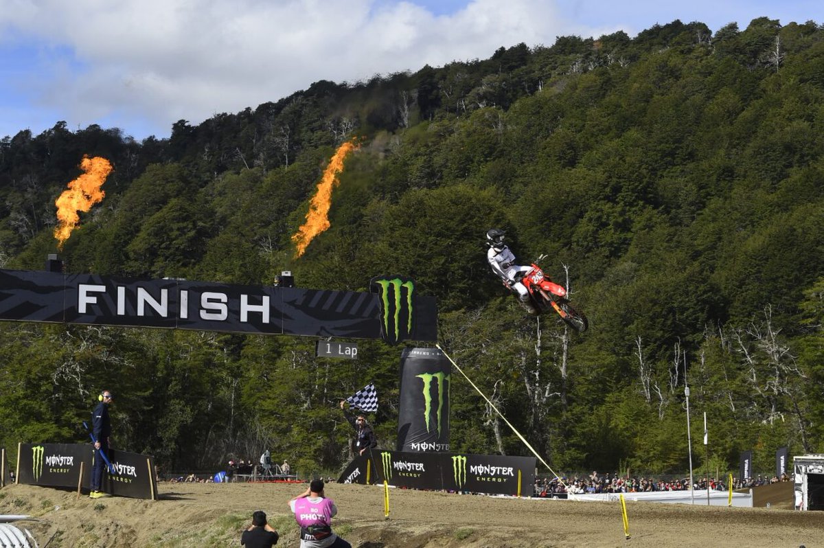 mxgp tweet picture