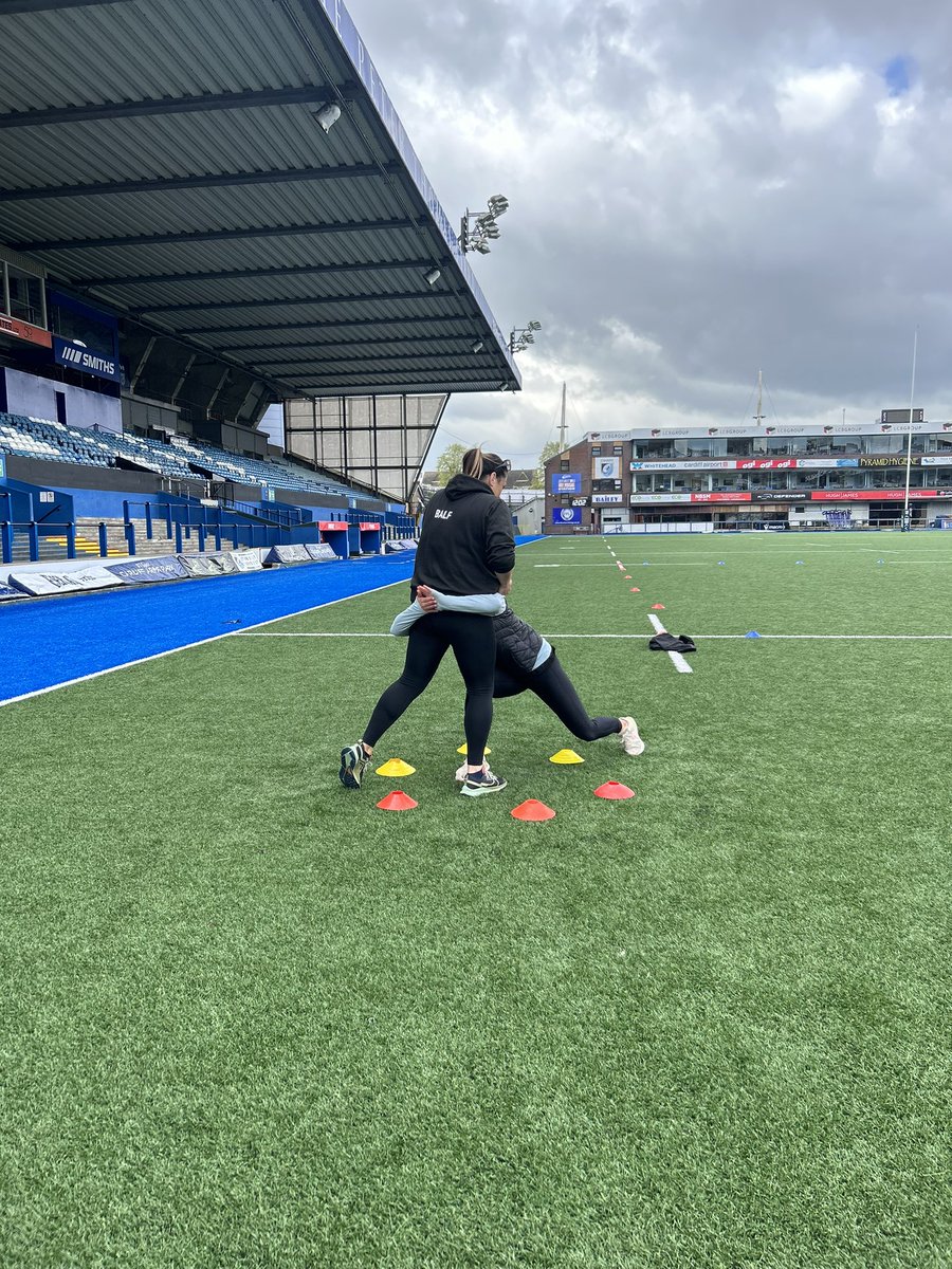 Today we ran our first ever female PE teachers coaching early contact course. It was great to see lots of teacher learning and developing their knowledge around the contact area, ready to take back to their schools. Massive thank you again to @ClarkeWRUEdu for all your support!