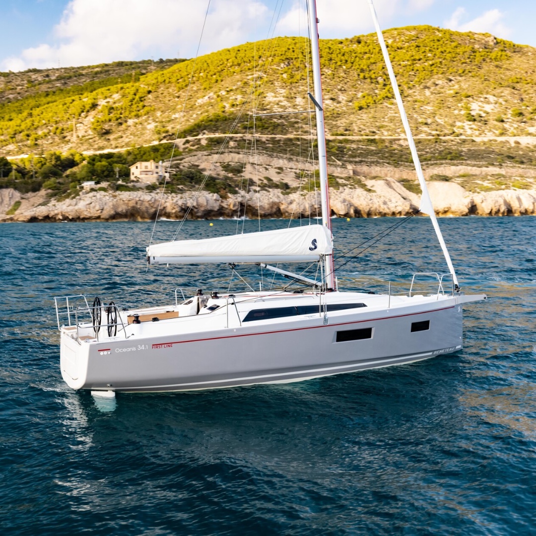 CSpringBoatShow's tweet image. The boat of your dreams awaits at the #CTSpringBoatShow this weekend! It could be the Beneteau Oceanis 34.1 from Prestige Yacht Sales ⛵️ In stock &amp;amp; ready to sail away! To purchase your #boatshow tix, visit ow.ly/5bUI50RmNQT
#ctboating #ctvisit #sailsup4cancer #makeithereCT