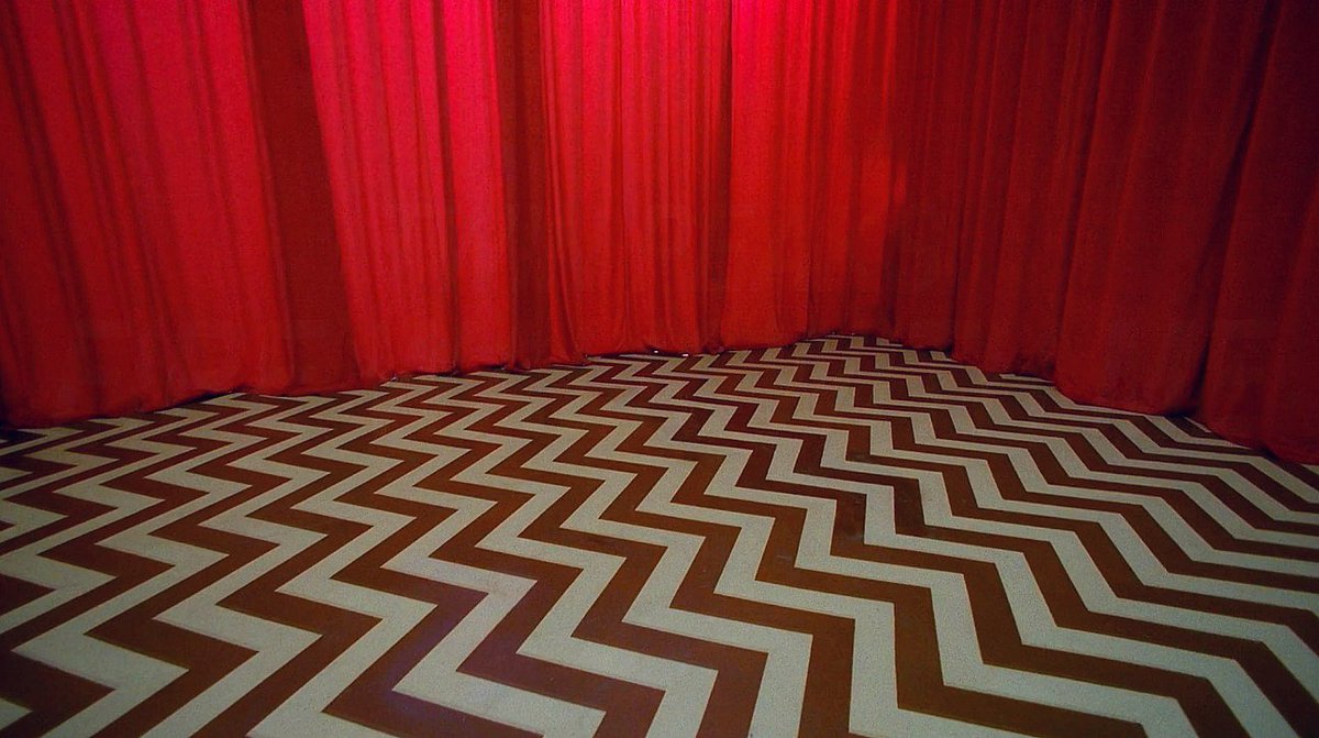 choppingwoodpod's tweet photo. The distinctive visual poetry of David Lynch https://t.co/D3fj4LadBn