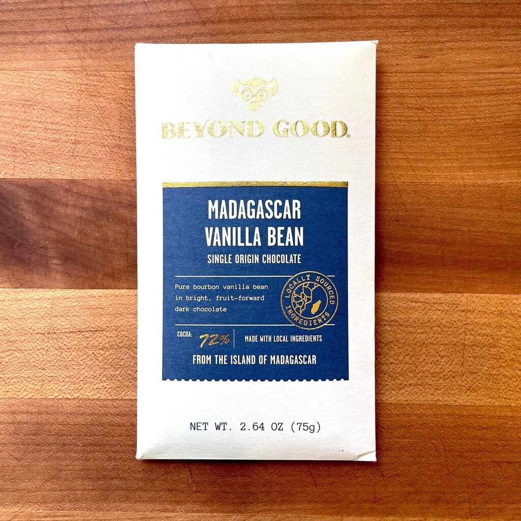 Beyond Good 72% Madagascar Vanilla Bean, goes all in on the vanilla. While the vanilla is pretty dominant, there's a bit of room for the madagascan beans to come through. There's a tart fruitiness with gentle oolong notes and a touch of cherry in the bac… instagr.am/p/C6JgHDxMi8Z/