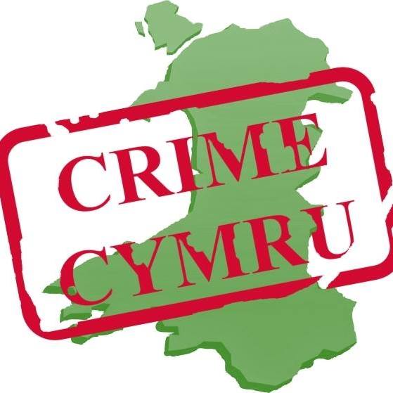 For all you fans of @VaseemKhanUK and @AbirMukherji you really cannot miss the chance to listen to them talking to @Paulodaburka FREE this evening at 18.00 UK time. get your free tickets right now through gwylcrimecymrufestival.co.uk #writing #crime #authors
