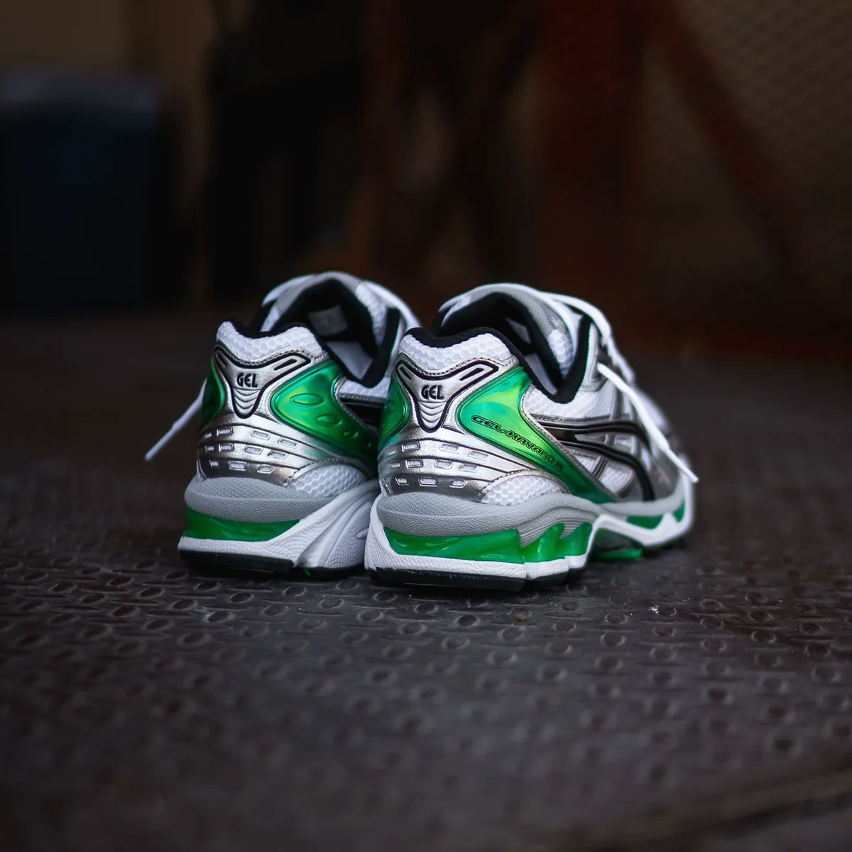 ASICS GEL-KAYANO 14 “White/Malachite Green” (アシックス ゲルカヤノ
