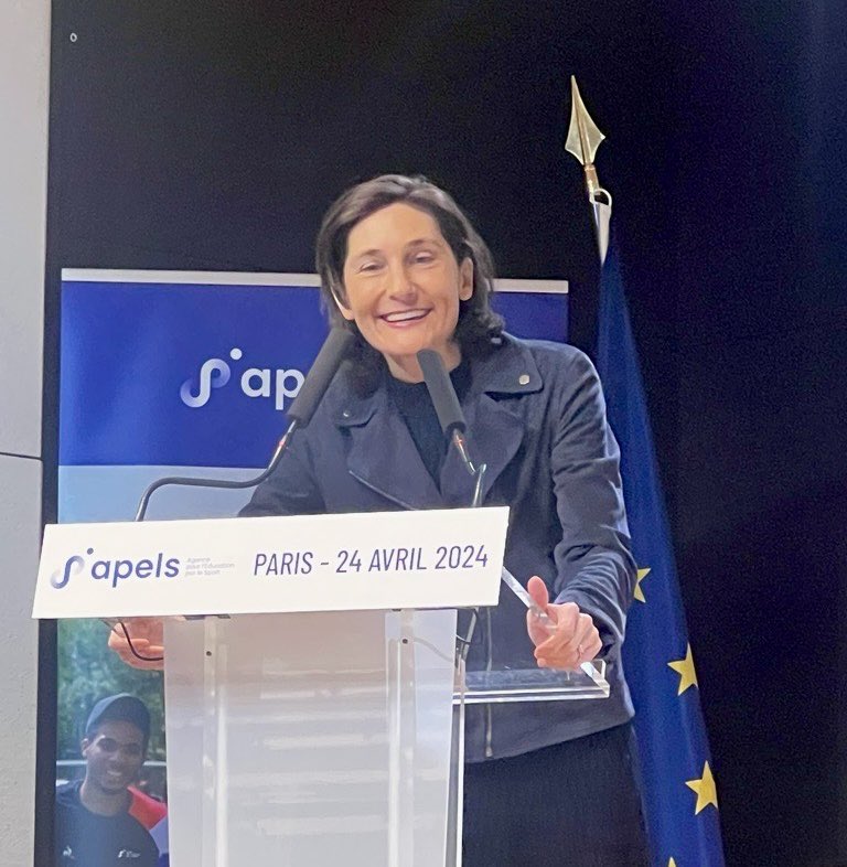 FNCE's tweet image. 🇫🇷Bâtir des véritables territoires de l’inclusion des jeunes par le sport en France ? Une évidence pour les Caisses d’Epargne.

🎤@pierre_mace , directeur général de la Fédération nationale des Caisses d&apos;Epargne (FNCE) intervenait aujourd’hui aux 1ères rencontres nationales…