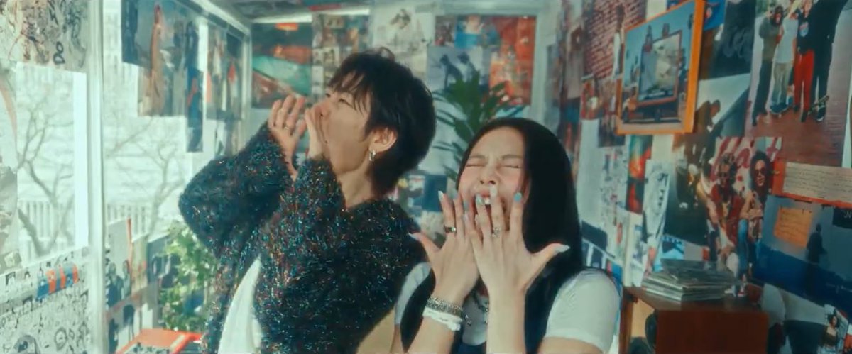 portalblackpink's tweet image. Assistam “ZICO (지코) ‘SPOT! (feat. #JENNIE)’ Official MV Teaser” no YouTube!

🖇️ youtu.be/M0ZchrCnR2I

SPOT TEASER WITH JENNIE 
#D1TOSPOT