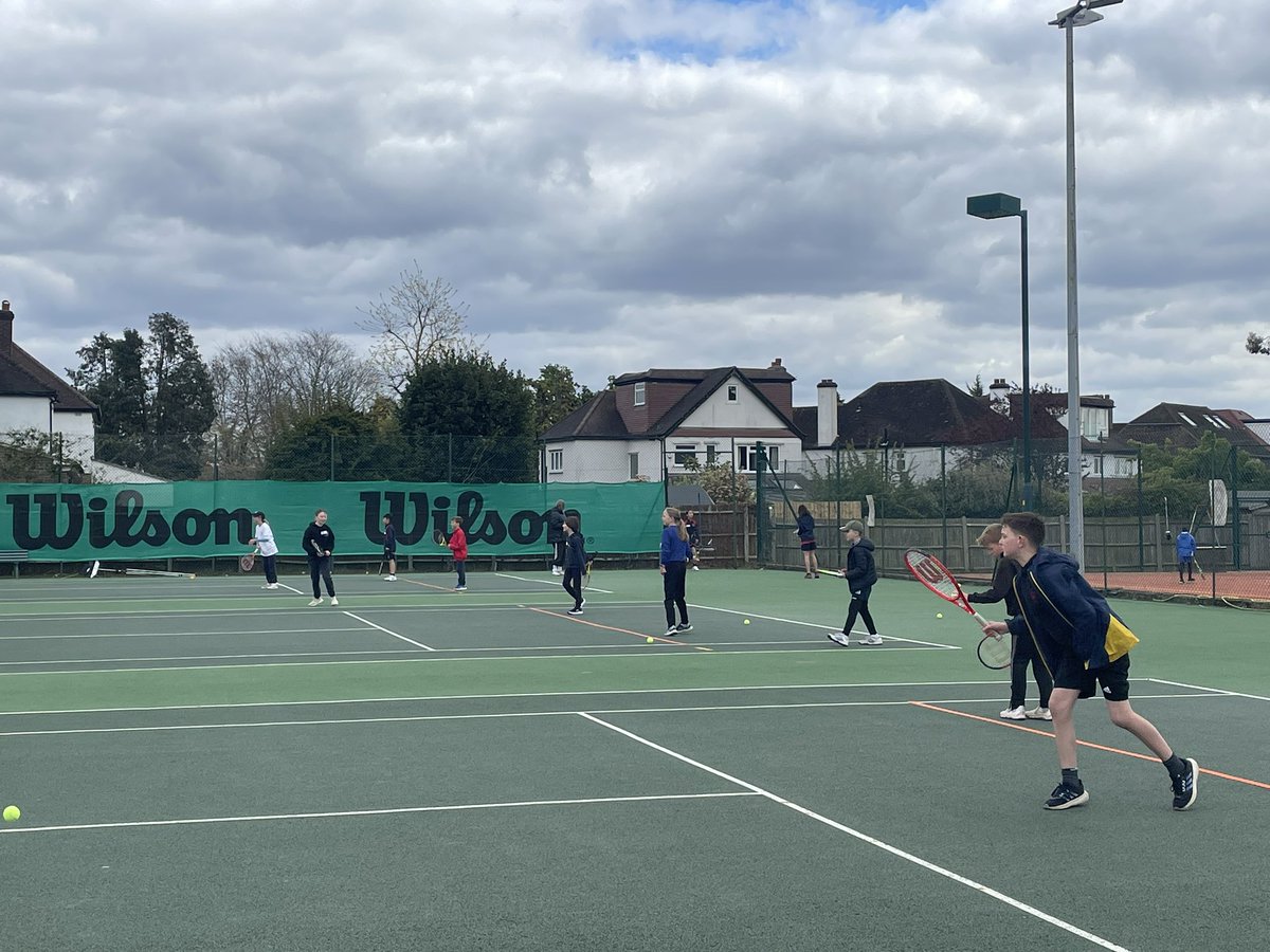 Wow there were some fantastic skills on display today 🎾👏. Congratulations to our Yr 5 & 6 borough tennis champions @LatchmereSchKT2, 🥈@CHJSchool & 🥉 Christ Church New Malden. Thanks to @SurbitonRFC for hosting us over the past 2 days 😃