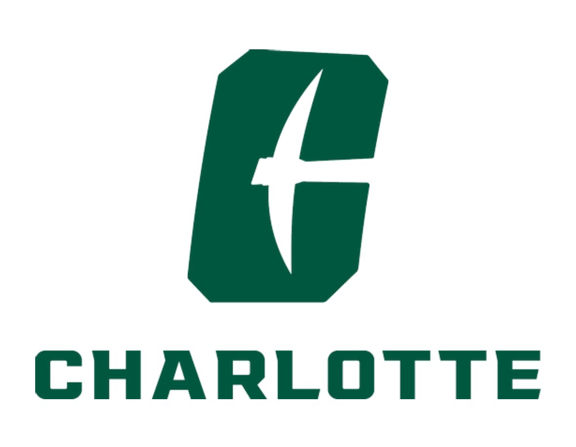 blessed to say i’ve earned my first offer from the University of North Carolina at Charlotte! thank you @drebly_32 for believing in me 🤝🏽! this one always gon hit different and im 4ever grateful…thank you GOD s/o to my coach @MarkHall_59 and my trainer @BE1STRING!