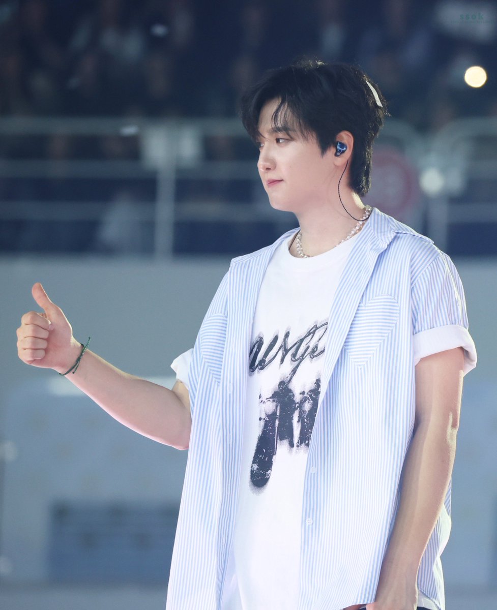 240330 written by FLOWER in seoul
👍🐻‍❄️
#LUCY #루시 #신광일 #광일