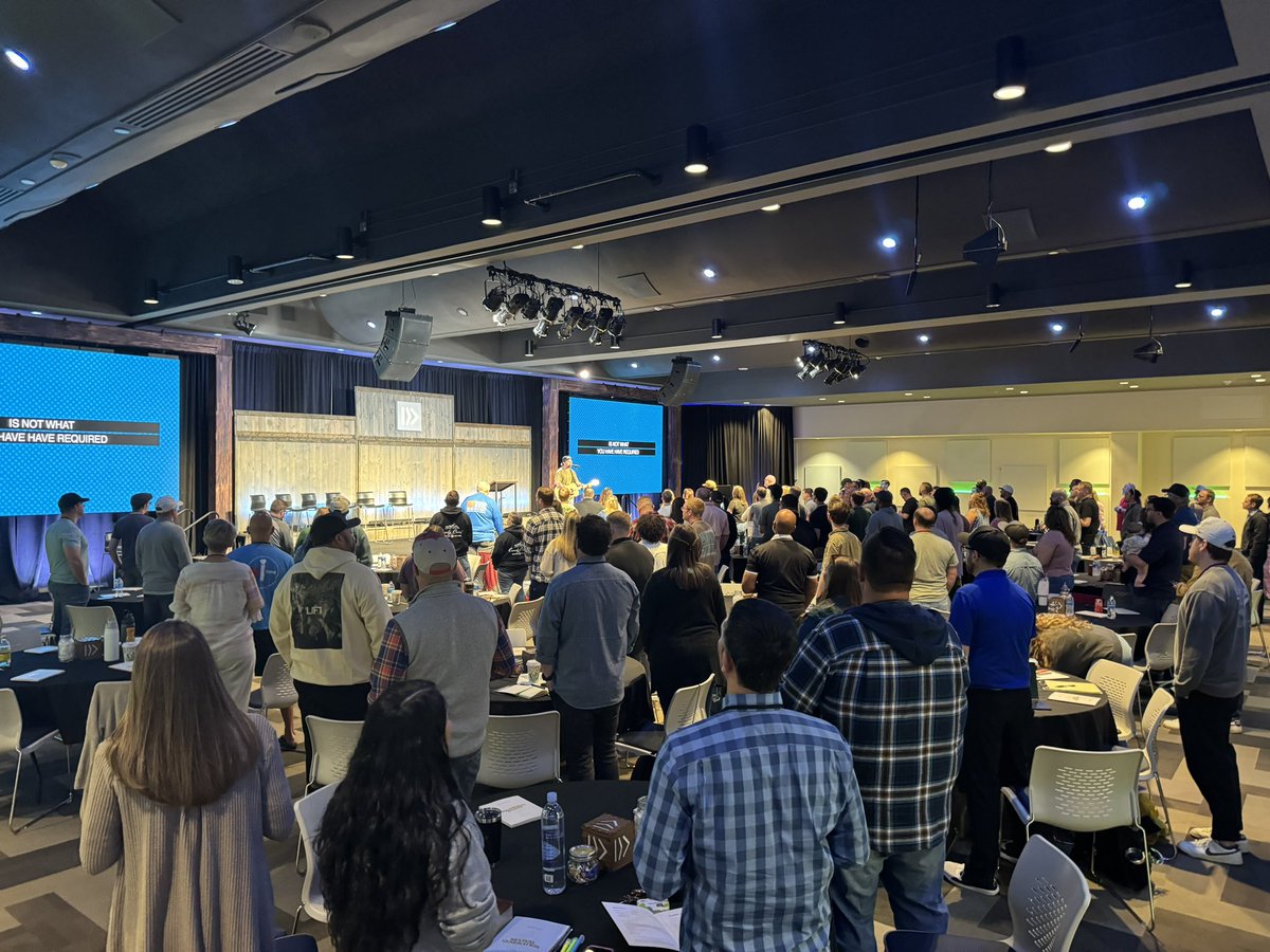 An incredible kickoff already for the @NAMB_SBC Spring In-Person Gathering of the Youth Leader Coaching Network (YLCN). YLCN has become one of my favorite things to do. Investing in leaders for two days. We believe healthy leaders are more likely to lead healthy ministries.…