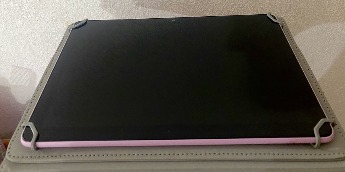 andream_97's tweet photo. VENDO!! Tablet Amazon Fire HD 10 (11ª generación) de 32 gb ‼️Color lavanda.
En excelente estado, sin ningún detalle.
Incluye la lámina protectora de la pantalla y cargador original🙌🏼
Precio: 650.000 gs. https://t.co/UFZrtOH4N1