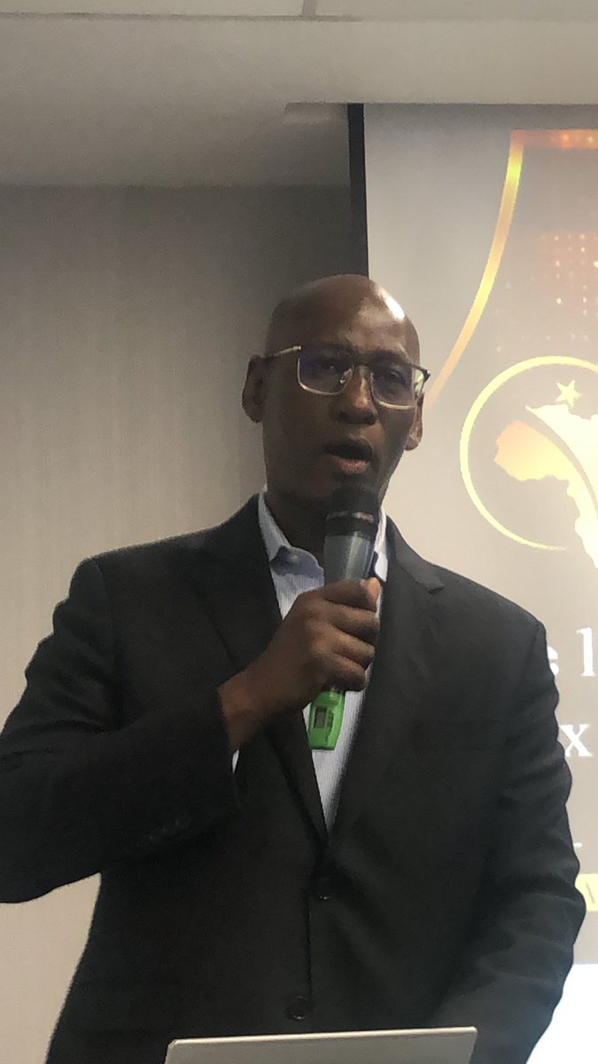 mohamedromdane's tweet photo. @ciomag1 Conférence de presse pour le CIO rewards  #morocco #gitexafrica https://t.co/DjkJ4V1g6D