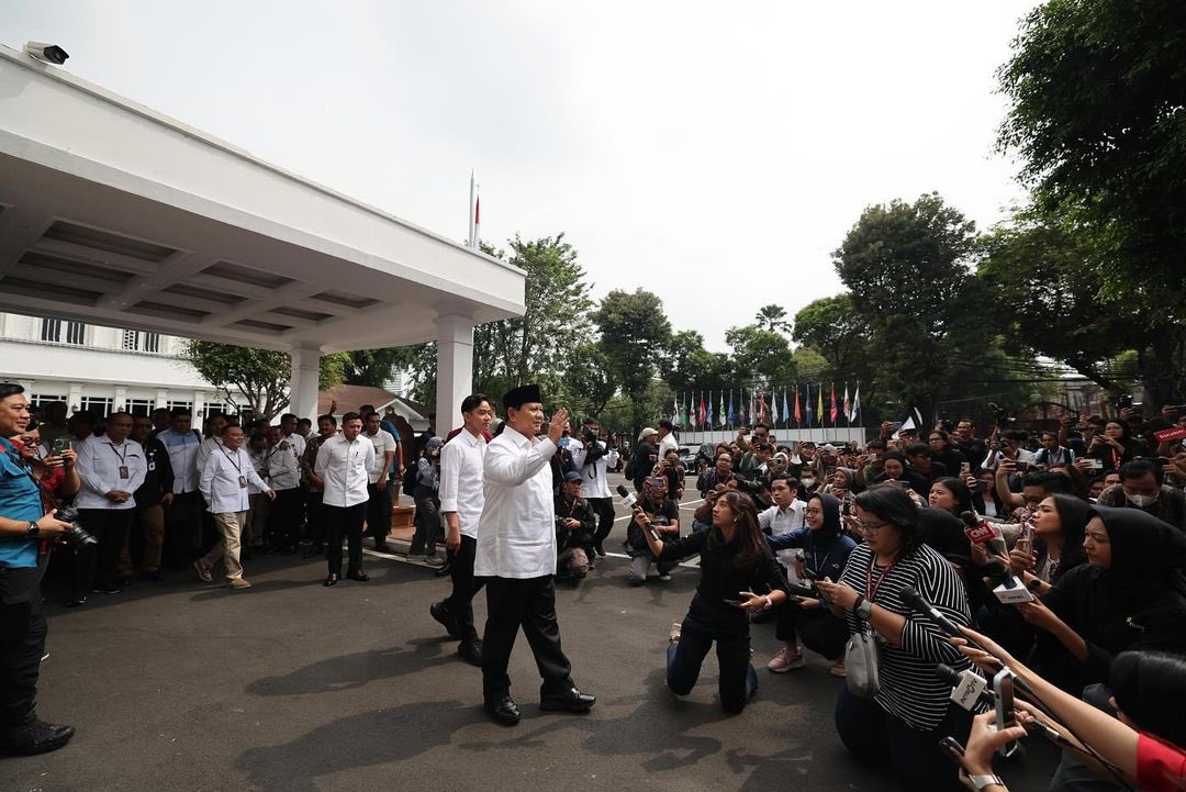 Alhamdulillah hari ini Prabowo-Gibran telah resmi ditetapkan oleh KPU sebagai Presiden dan Wakil Presiden terpilih periode 2024-2029.

Terima kasih kepada seluruh rakyat Indonesia, penyelenggara pemilu, tokoh agama, prajurit TNI dan Polri, relawan, serta rekan-rekan pers yang