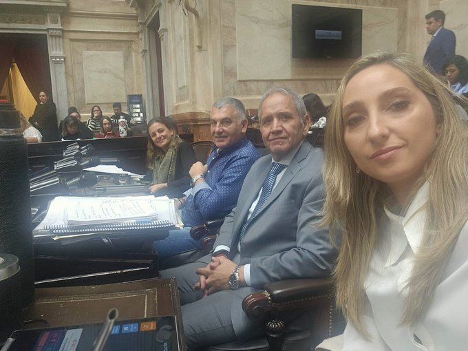 🚨AHORA🚨 133 Diputados/as de La Libertad Avanza, el macrismo, y la UCR no bajaron a dar quorum para tratar la financiación a las universidades públicas. Los únicos que dieron quorum son Unión por la Patria y la izquierda. Milei y sus socios quieren cerrar la educación pública.