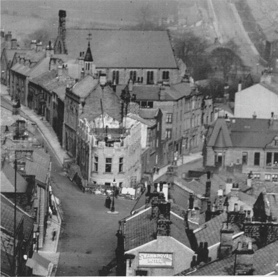 LancsArchives's tweet image. From medieval stocks to Carnegie clocks, Clitheroe&apos;s Market Place has always had a &apos;feature&apos;. Visit #ClitheroeLibrary during #LocalHistoryMonth to discover more about the changing face of Market Place. Throughout May, free entry. 
@LancsLibraries