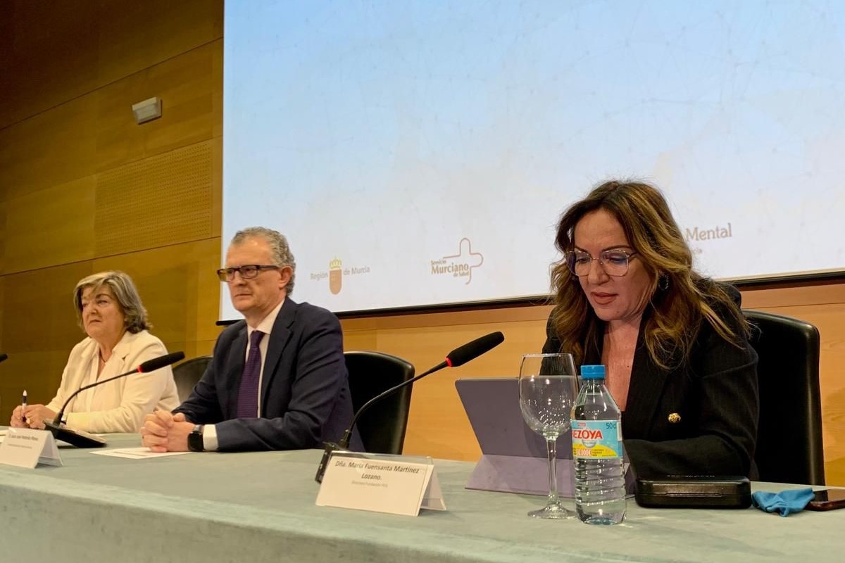 FFIS_CARM's tweet photo. 🩺Hoy hemos participado en la jornada ImpleMENTAL, coordinada por FFIS y SMS dentro del proyecto #VidasInclusivas. Más de 200 profesionales y 50 pacientes con trastorno mental grave y/o adicciones forman parte de esta iniciativa.
JAImpleMENTAL
#LaInvestigaciónEstáEnTi https://t.co/sTsJPqpYfT