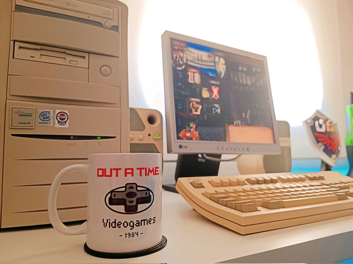 ¿Que juego tengo en pantalla frikitona? 🤭

#outatimevideogame #frikitona #outa #videogames #gameroom #pc #retro #pentium