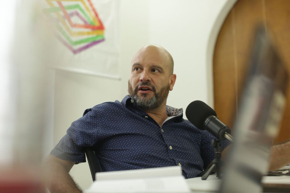 cedesve's tweet photo. Imágenes de la presentación de #ElLibroDelMes de abril: "¡Dale más gasolina! Chavismo, sifrinismo y burocracia", de Ociel Alí Lopez (@ociellopez), este martes 23 de abril de 2024. 
Las fotos son de Rome Arrieche
2/2 https://t.co/vP4YwjMLlk