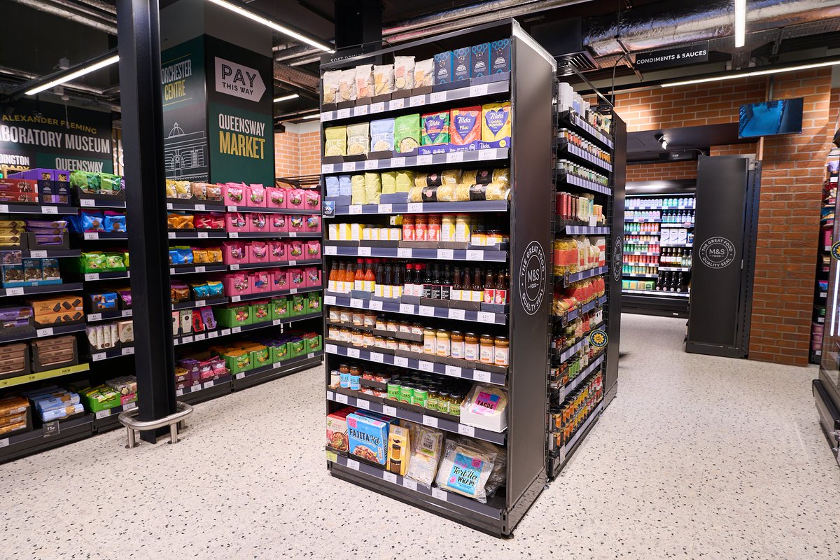 The doors to our brand new convenience store in Queensway, London are now open! Offering customers a fantastic range of M&S favourites, from fresh 100% Fairtrade coffee & a Flower Shop, to an in-store bakery offering customers freshly prepared bread & pastries👇 #NotJustAnyStore