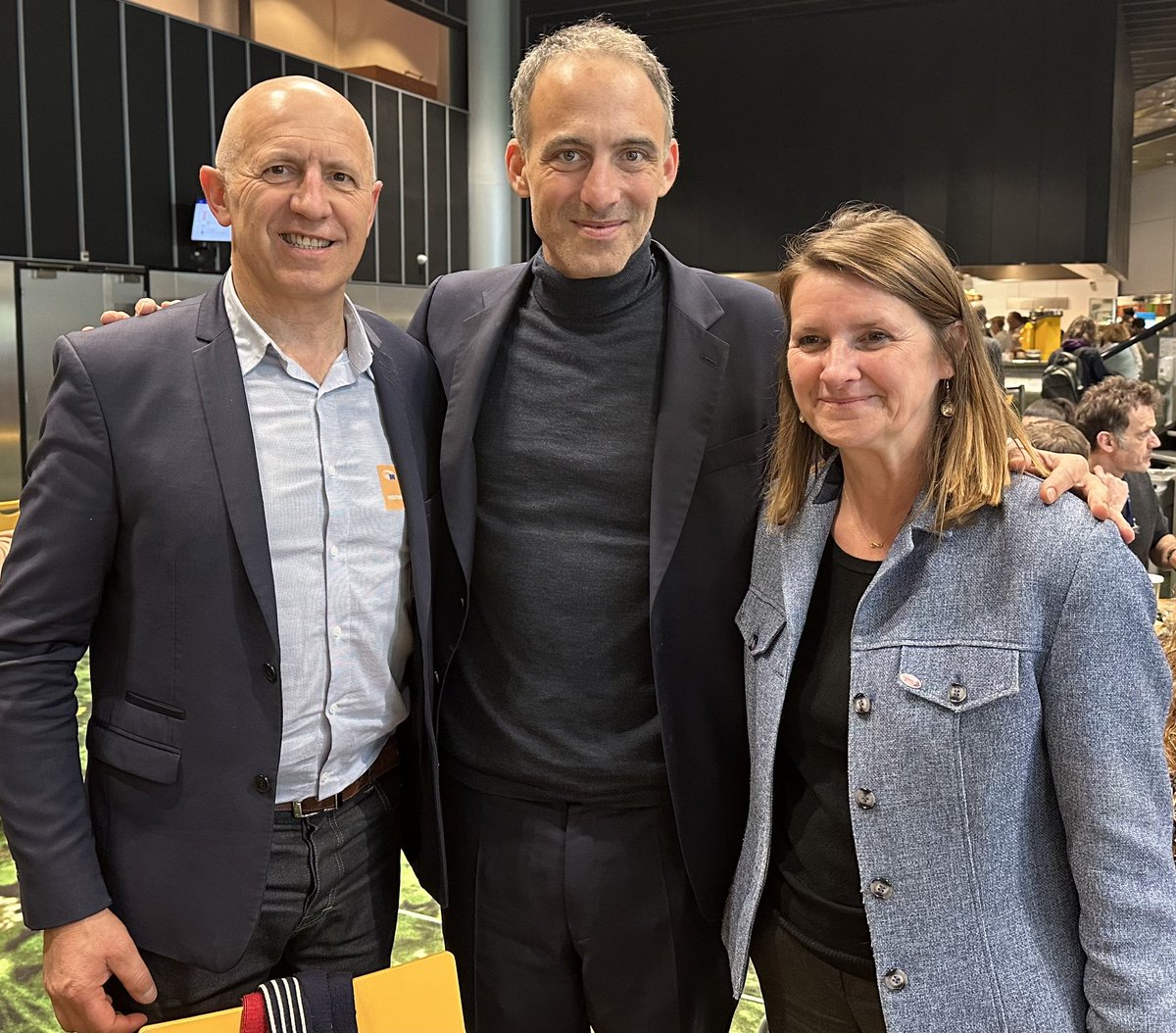 PotierDominique's tweet image. ✅ La Directive #CSDD est enfin adoptée par le @PEStrasbourg ! Heureux de retrouver @larawoltersEU qui a pris  le relais de la loi 🇫🇷 @socialistesAN comme Rapporteur au niveau #UE, @rglucks1 @PDurandOfficiel avec  @DSFEurope, &amp;amp; la société civile 🤝@IsaSchoemann @etuc_ces @ECCJorg