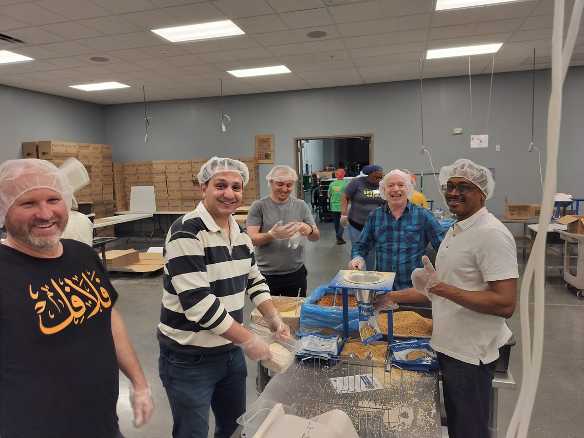 niagaraf's tweet photo. Our interfaith book club participants joined forces at Feed My Starving Children, making a difference together! 

#feedmystarvingchildren #InterfaithCommunity #communityservice https://t.co/i9WsfjTQT5