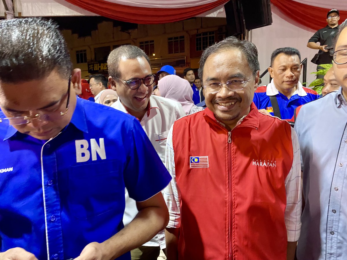 AbbasBinAzmi's tweet photo. Malam ini saya bersama rakan rakan Perpaduan didalam Majlis Pengumuman Calon Perpaduan Pilihanraya Kecil Dun Kuala Kubu Bharu. Ayuh kita menangkan calon Perpaduan, kekalkan kestabilan politik Negeri Selangor.

Perpaduan Ready, Kita Selangor !

#PerpaduanReady
#KitaSelangor https://t.co/4YEb6mUJLc