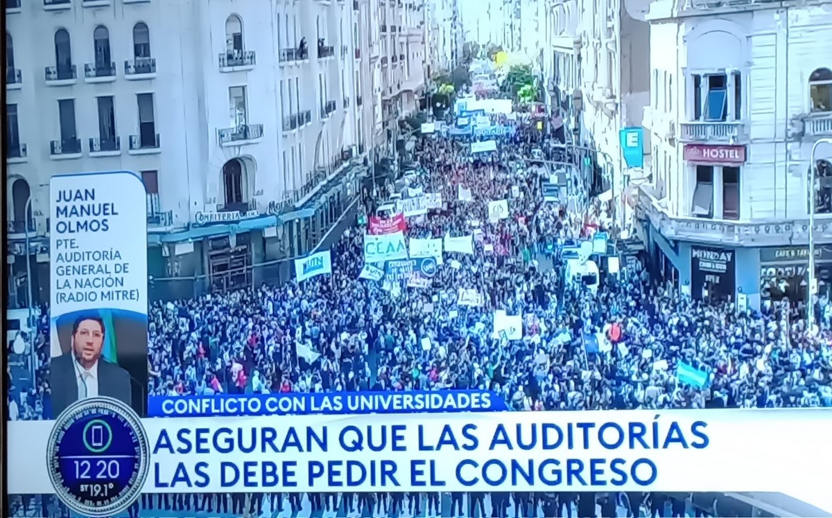 Argenpoirot's tweet photo. Ayer todos decían que la UBA la auditaba la AGN, hoy el titular de ese organismo (Funcionario K) dice que NO auditan la UBA y que eso lo debe pedir el Congreso. 

Se cayó el relato en menos de un día. https://t.co/OtKlii8MuH