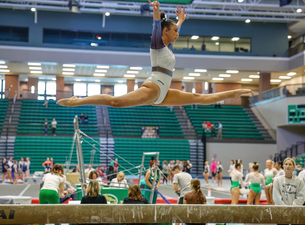 Order action 📸 Gymnastics 🤸‍♀️ State 🏆 on GHSA Photo Gallery. @snapphound bit.ly/2YKWJHu