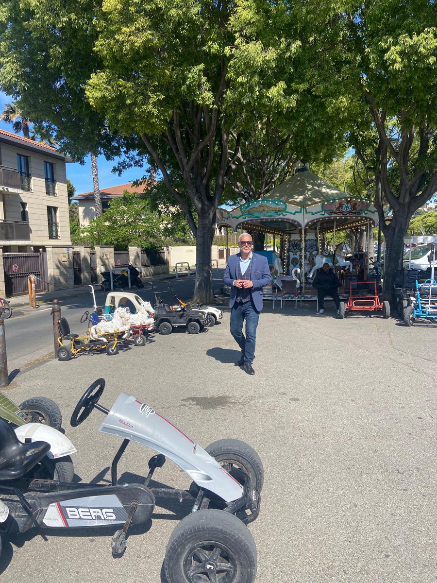 ElRharbaye's tweet photo. A la rencontre des commerçants aux abords du Parc Borely : Tandem, vélos, manèges. Nous avons fait un point sur la situation de leur activité. https://t.co/VfNmLLI80o