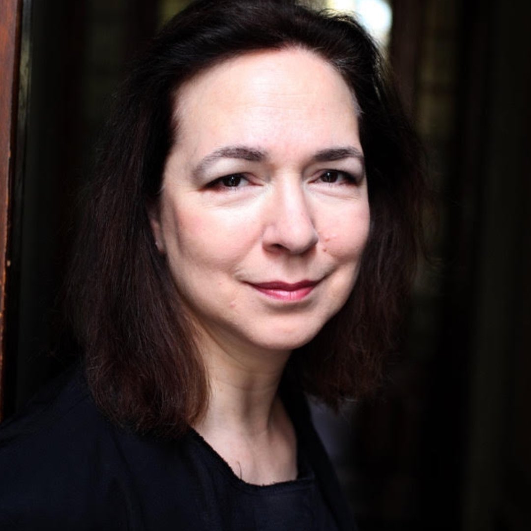 Lorrie Moore has been called “the nearest thing we have to Chekhov” and is celebrated worldwide for her wisecracking and often deeply moving short stories. We can’t wait to present #LorrieMoore and her latest novel “I Am Homeless If This Is Not My Home” at this year’s festival.