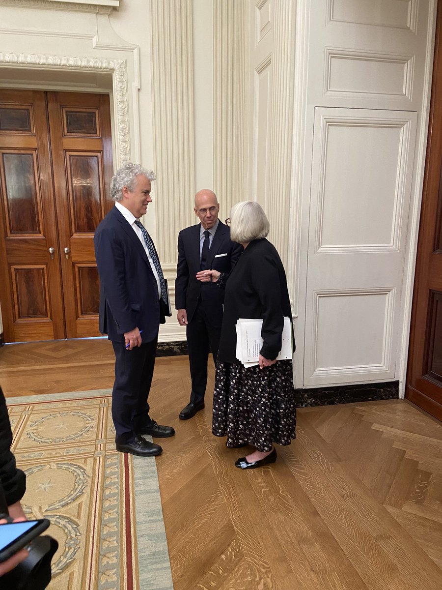 As Biden made remarks about the foreign aid package, @WHCOS Jeff Zients, Senior Adviser Anita Dunn, and @Dreamworks co-founder Jeffrey Katzenberg accompanied him.