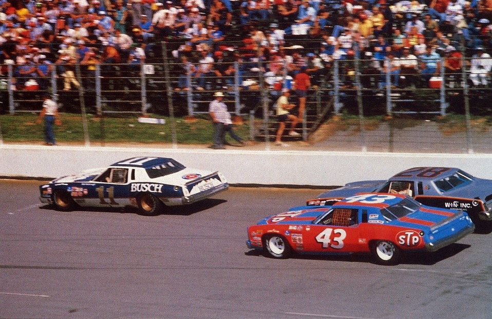 MRN Classic Races! We head to the @MonsterMile this week for the MRN broadcast of the 1979 CRC Chemicals 500 from Dover Motor Speedway! Listen/Download/Subscribe: 🔵MRN: bit.ly/2GW73qt 🍎Apple: apple.co/2VJnqP5 🟢Spotify: spoti.fi/2LN6wYB #AskMRN #NASCAR