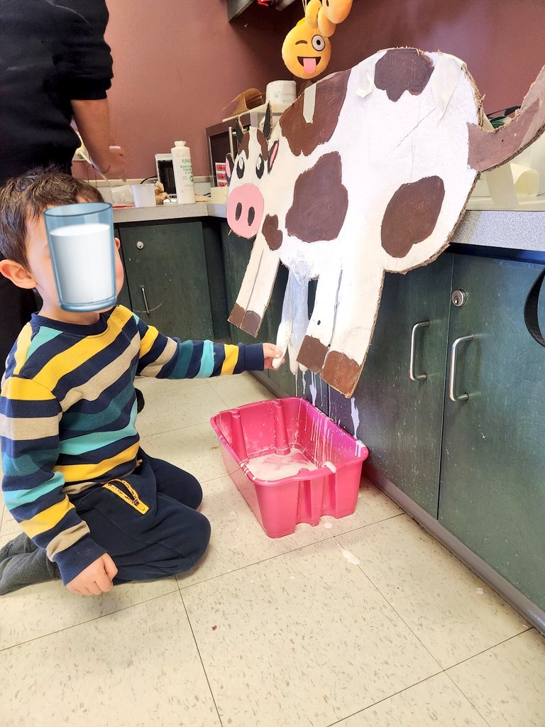 MsSingh209's tweet photo. Our milk inquiry @LambtonParkTDSB Where does milk come from? Grass to milk. @tdsb @EarlyYearsTDSB https://t.co/GRllO9JzJj