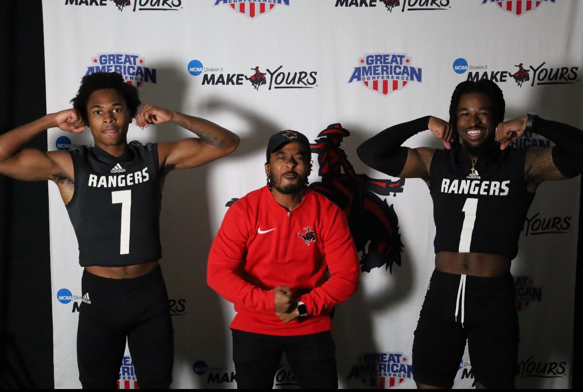 The_Velt75203's tweet photo. @The_Velt75203 SS Jace Miles @throbeast on his visit to @nwosufootball @CoachTHarrison4. #veltnation #heartofthecliff #recruitthecliff https://t.co/IgufKWtEYt