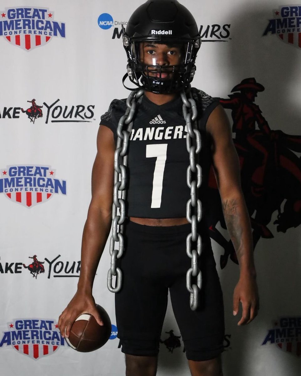 The_Velt75203's tweet photo. @The_Velt75203 SS Jace Miles @throbeast on his visit to @nwosufootball @CoachTHarrison4. #veltnation #heartofthecliff #recruitthecliff https://t.co/IgufKWtEYt