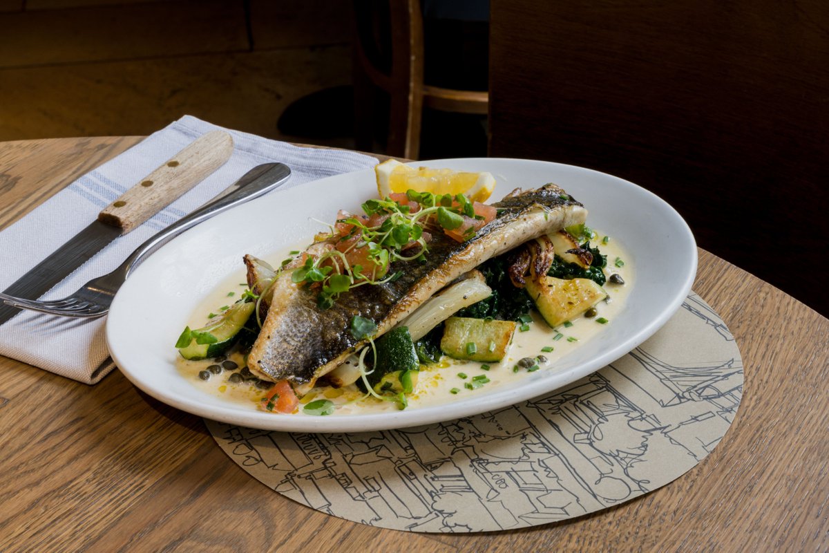 'Sea Bass Fillet, spring greens, courgettes, fennel & caper butter sauce' 🐟