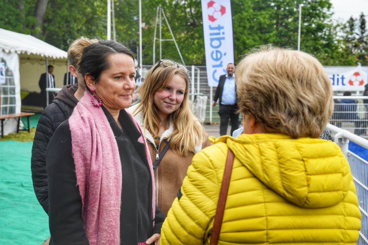 Johanna Rolland tweet media