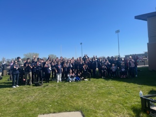 UHSPhysicalEd's tweet photo. Your Jhawks are competing at the Special Olympics track and Field meet today in Ankeny! Good Luck Jhawks! https://t.co/ufM2rFIFQk