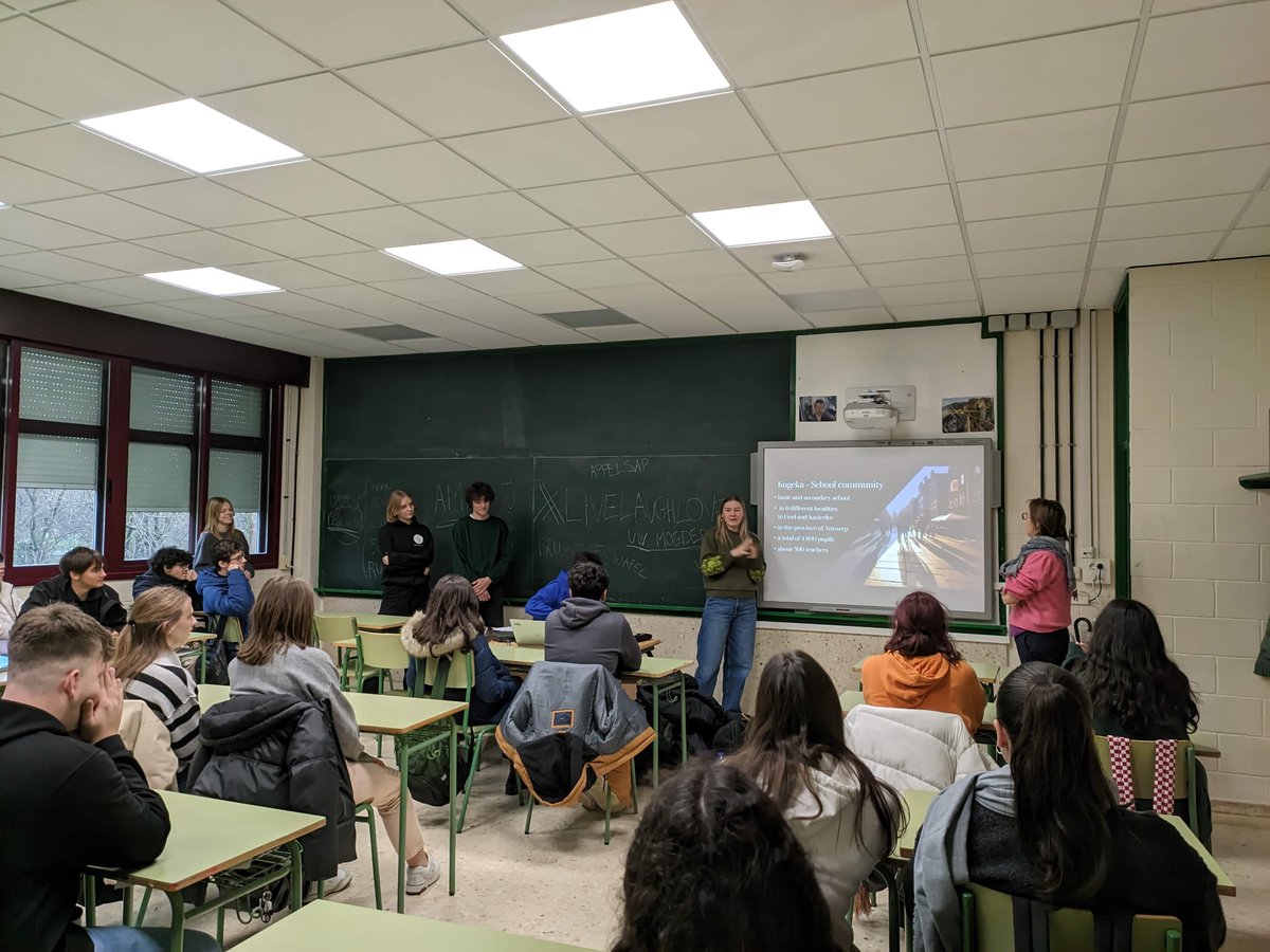 Ies Arcebispo Xelmirez 2 tweet media