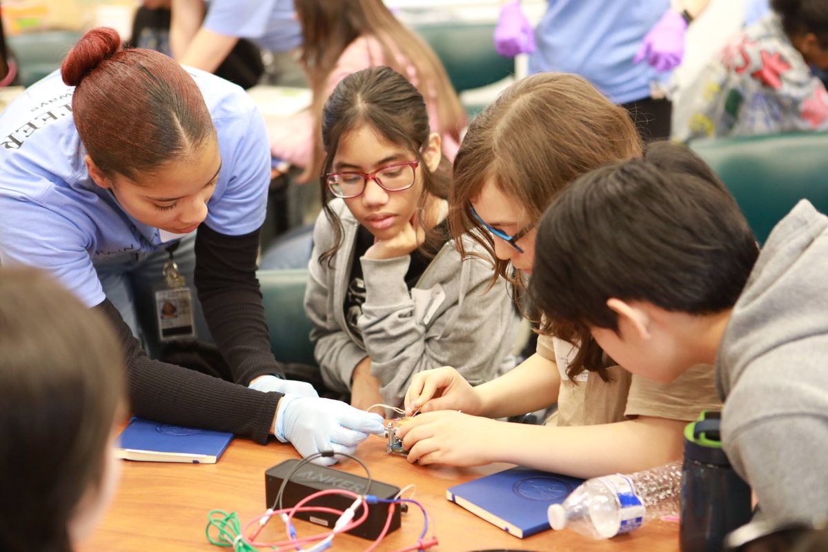 Yale Neuroscience tweet media