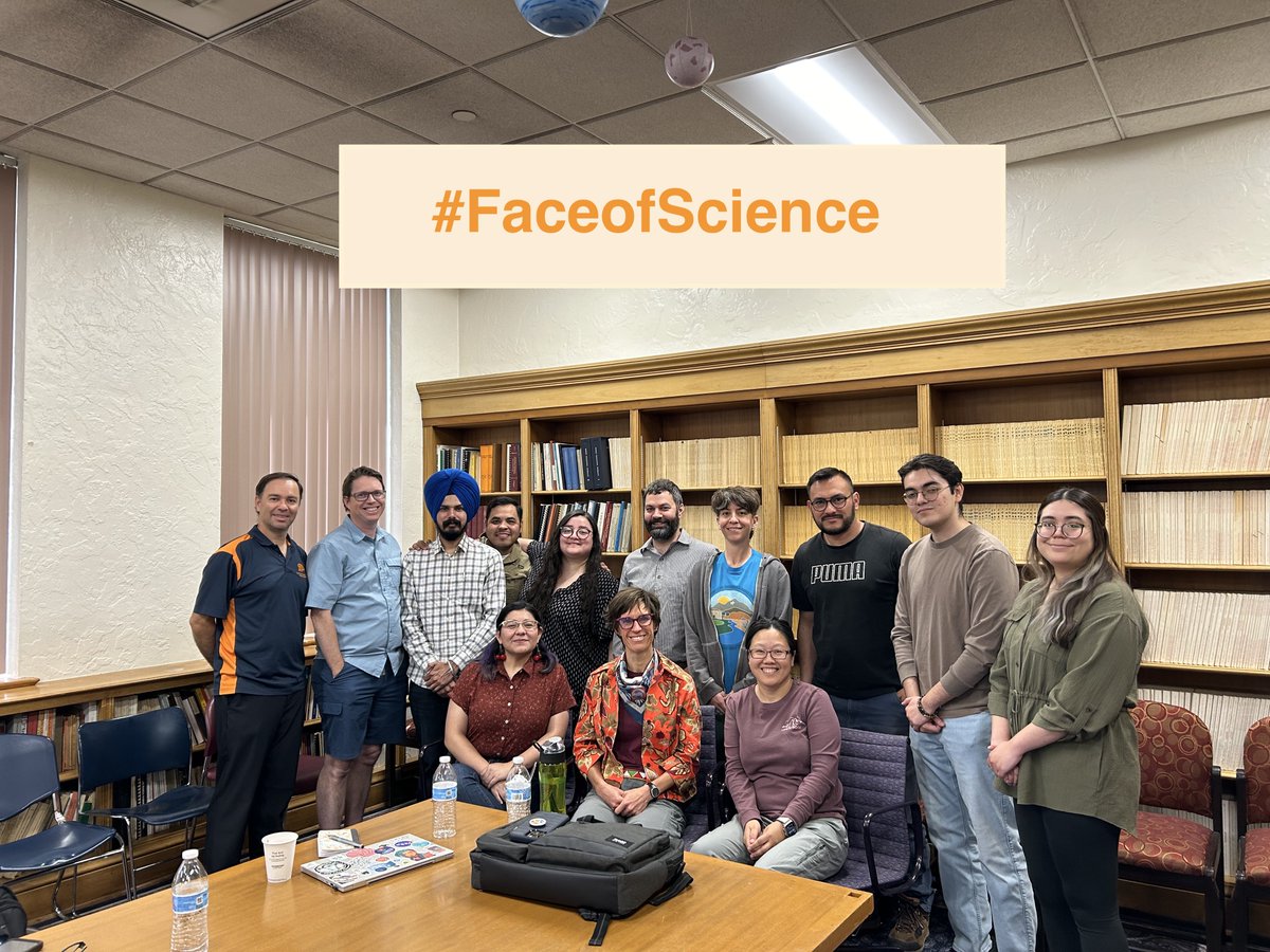 Happy faces after three hours of group presentations and discussions on our work at the Ivey orchard, perfect for the #FaceOfScience day. <a href="/SciencesUtep/">UTEP⛏Geological⛏Sciences</a> <a href="/DrylandCZ/">Dryland Critical Zone</a> <a href="/anthonydn/">Anthony Darrouzet-Nardi</a> <a href="/LinMa15/">Lin Ma</a> <a href="/jmochoar3/">Jesus Manuel Ochoa-Rivero</a> @MargueriteMau