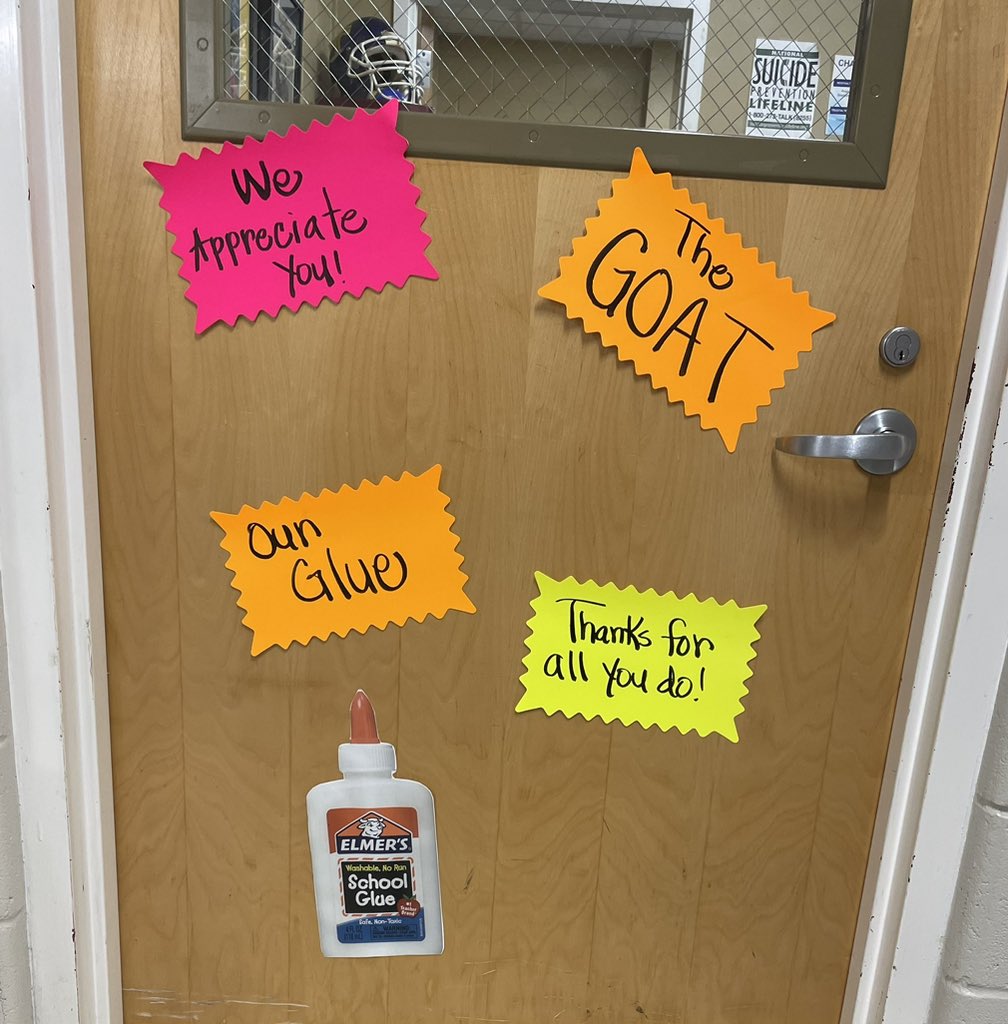 CareerTech_TPSD's tweet photo. Happy Administrative Professionals Day to Mrs. Vanessa Southward! Thanks for all you do for our students and staff. WE APPRECIATE YOU!💙💛 #TheGOAT #cte #tpsd https://t.co/pyRRJkWhCn