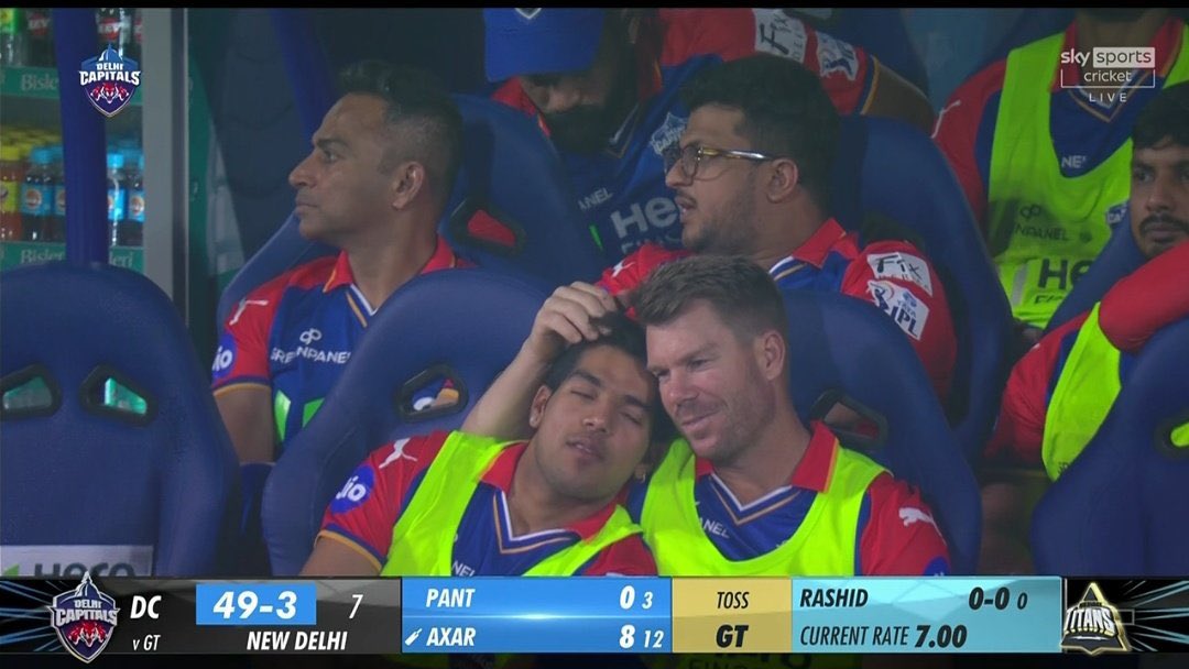 David Warner ki bhi kuch majboori rahi hogi 😭