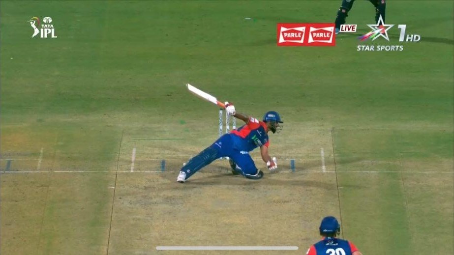 Just Rishabh Pant Things.....!!!🔥

#DCvsGT