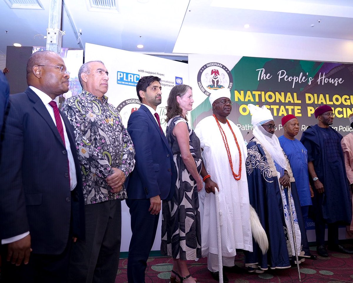 This week, speaking at the National Dialogue on Security and State Police organized by the 🇳🇬National Assembly, the Dep. Res. Rep a.i José Levy reiterated that security is a dev. issue which aligns with #SDG16 ~a key goal that underpins the achievement of the other #SDGs in 🇳🇬.
