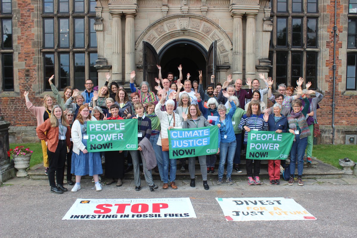 🌏If you're free on the 8th of May at 7pm, please join us & amazing campaigners from @FossilFreeWYPF & Divest Bedfordshire to hear about their recent successes in getting #divestment commitments for #FossilFree pensions: eventbrite.co.uk/e/uk-divest-ce… 🌏🙌 Everyone is very welcome! 😀